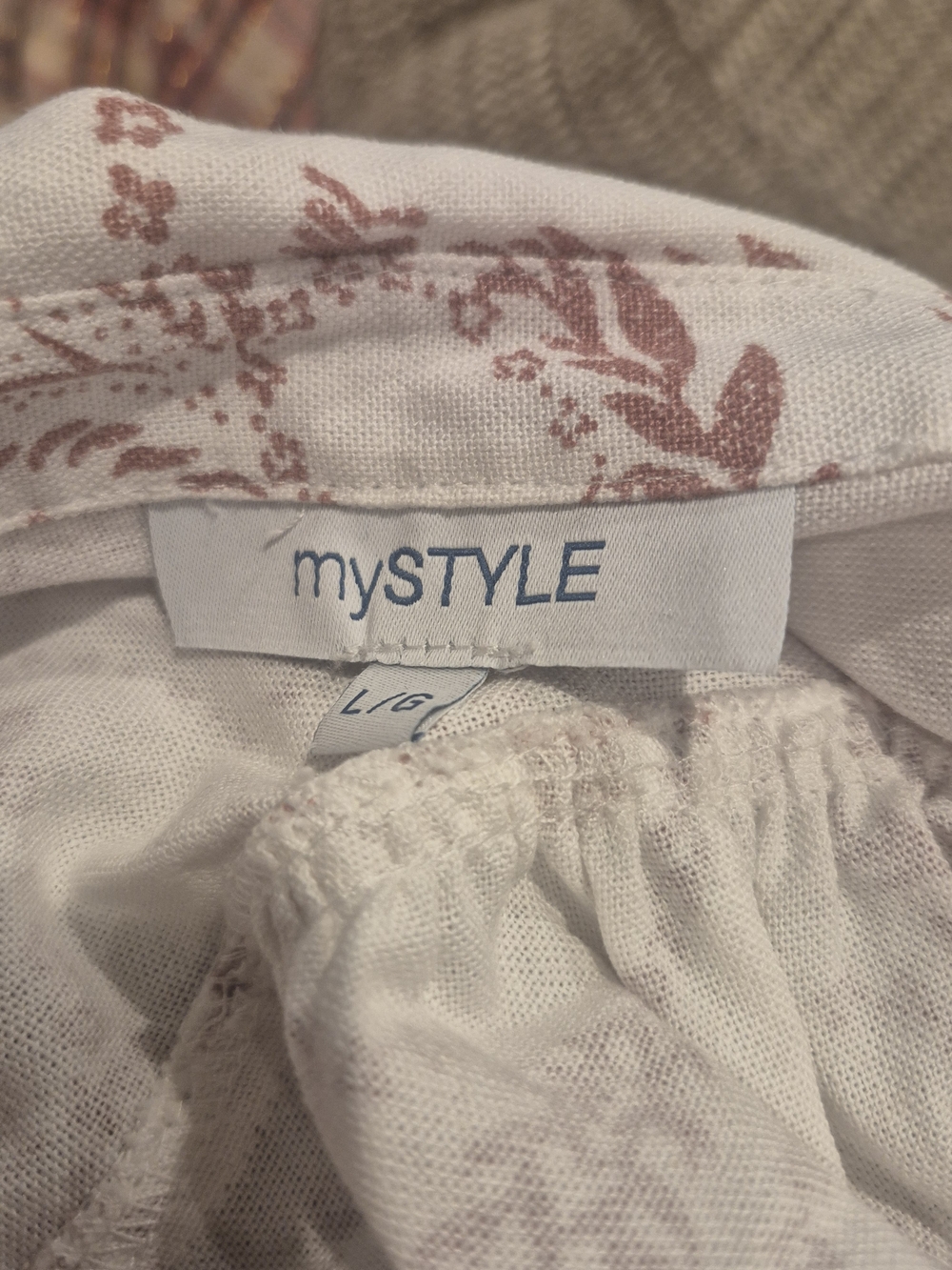 Women’s Cream Short-Sleeve Button-Up Top with Rose Print L Linen Viscose - Picture 3 of 9